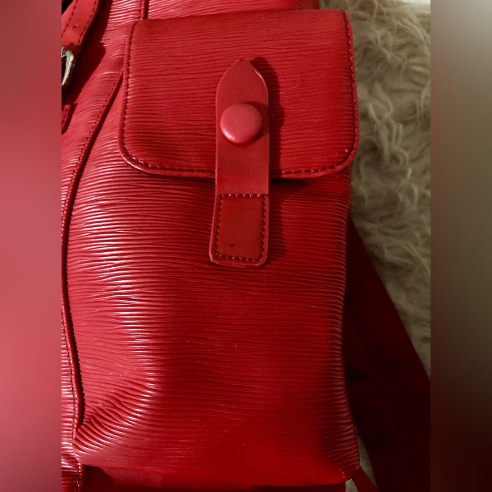 Louis Vuitton x Supreme Christopher Backpack Epi Red - Picture 4 of 12